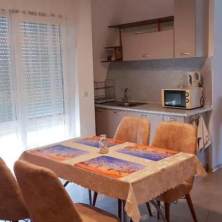 далия - Guest house 4*