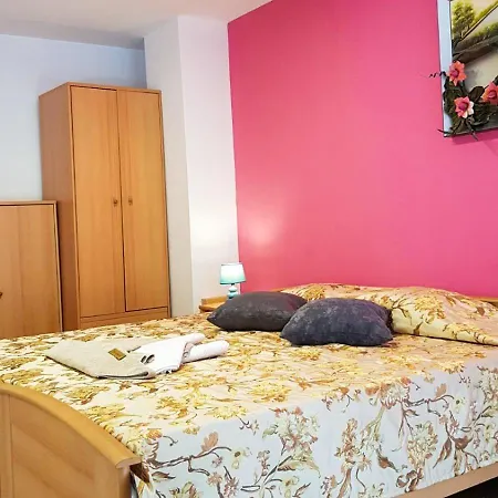 далия - Guest house Nesebar