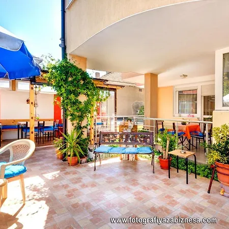 далия - Къща за гости