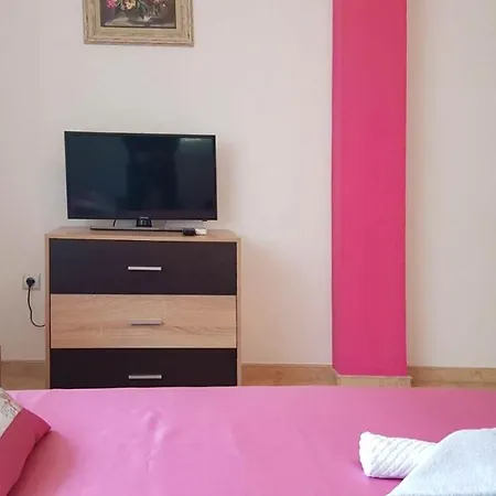 Гостьовий будинок далия - 4*