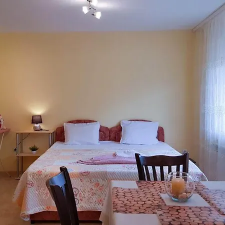 далия - Гостьовий будинок