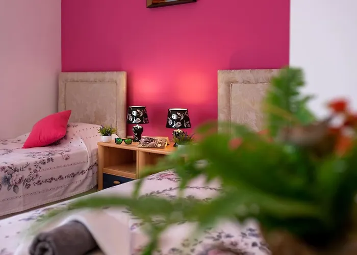 Гостьовий будинок далия - 4*