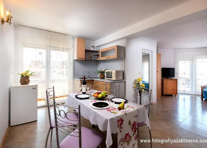 Гостьовий будинок далия -