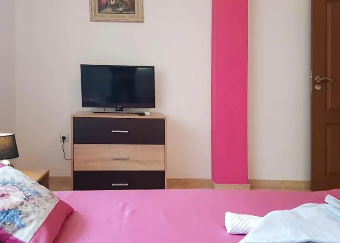 Гостьовий будинок далия - 4*