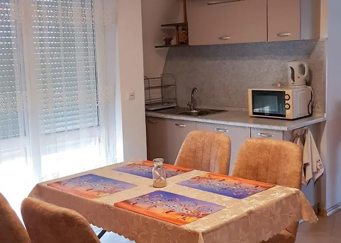 далия - Гостьовий будинок 4*